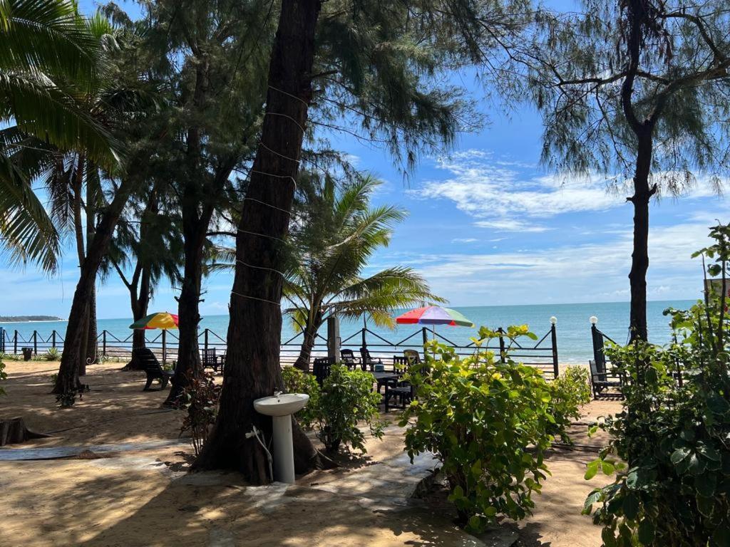 Tsunami Beach Hotel Arugam Bay Εξωτερικό φωτογραφία